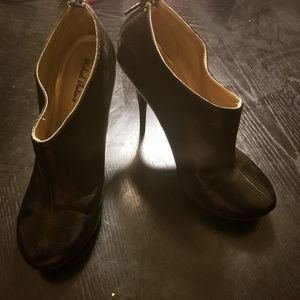 Michael Antonio Black booties